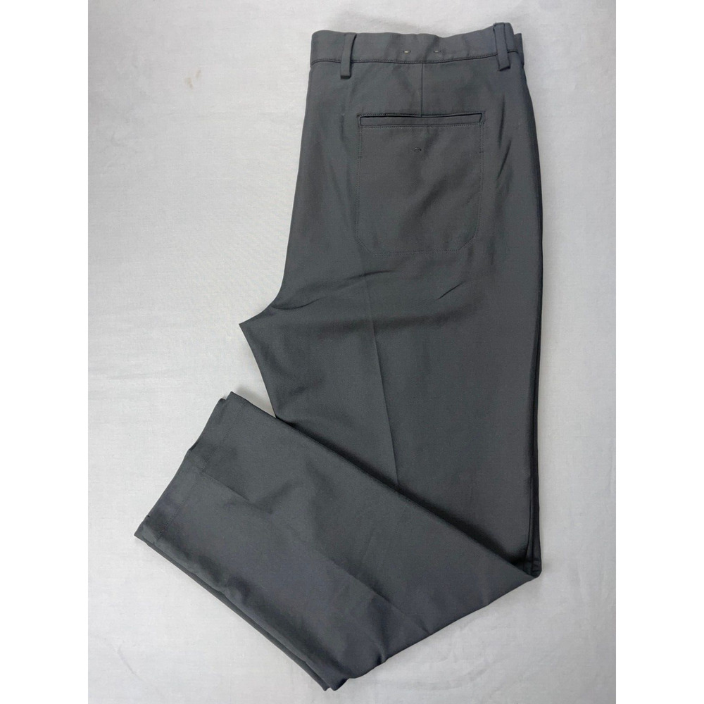 Greg Norman 5-Pocket Jean Style Microfiber Golf Pants. Black, Men's 38X31. EUC!